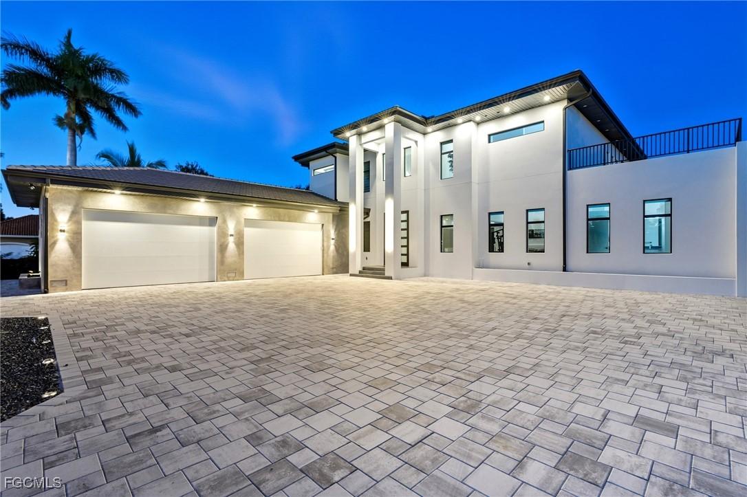6390 River Club Ct., North Fort Myers, FL 33917