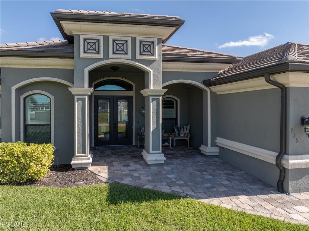 915 NW 36th Pl., Cape Coral, FL 33993