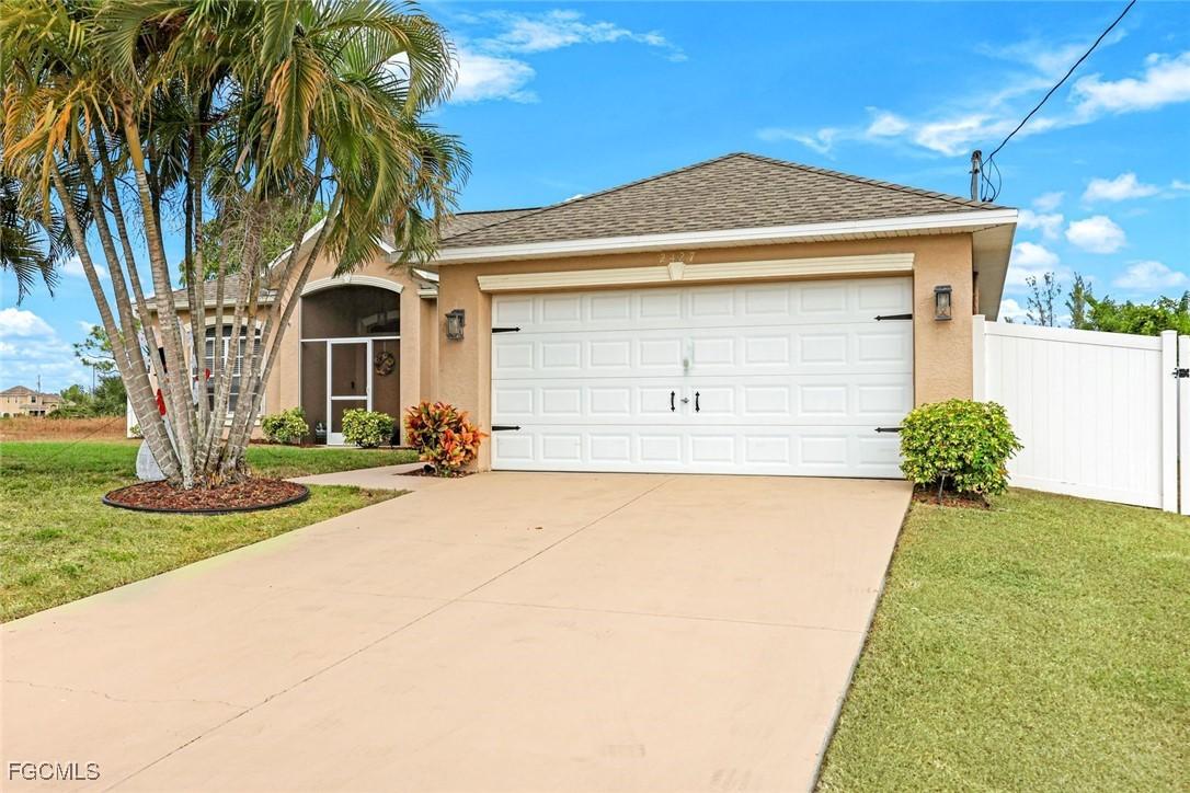 2427 NW 25th St., Cape Coral, FL 33993