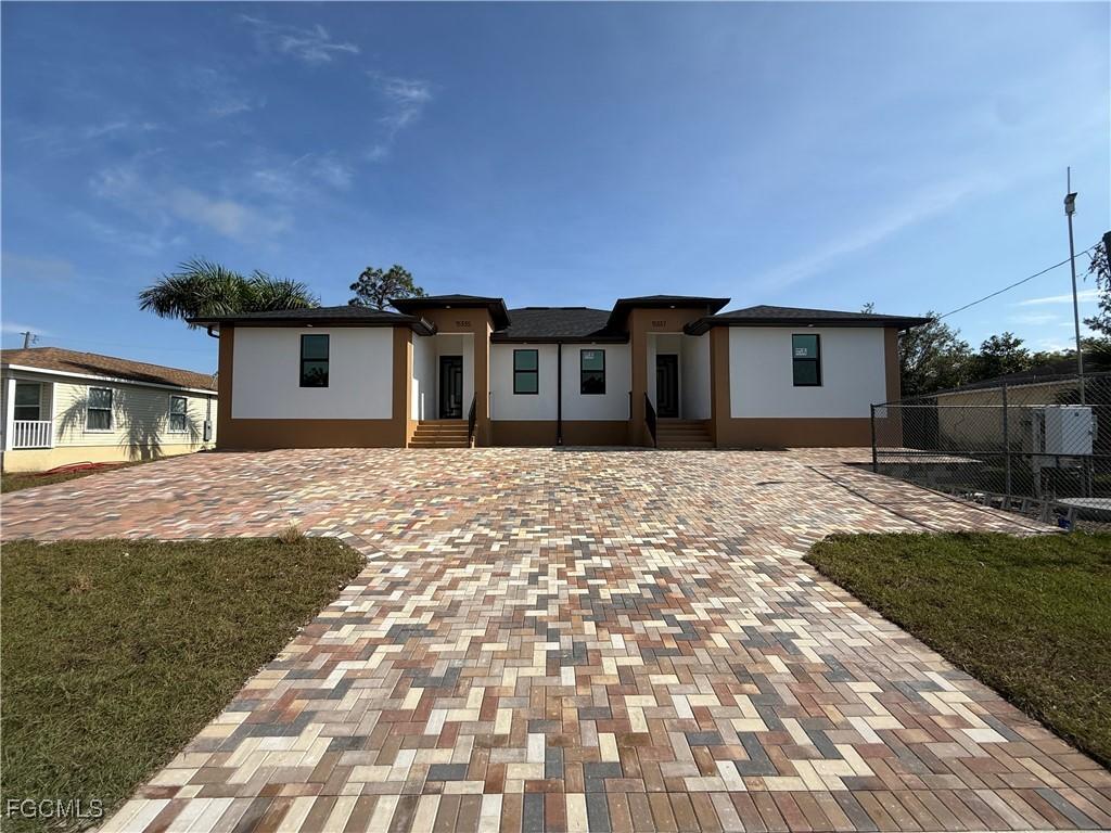 15335/ 15337 Wall Dr., Fort Myers, FL 33908