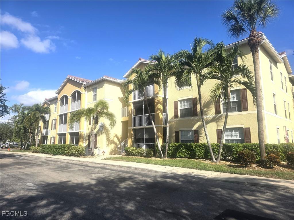 4122 Residence Dr. #108, Fort Myers, FL 33901