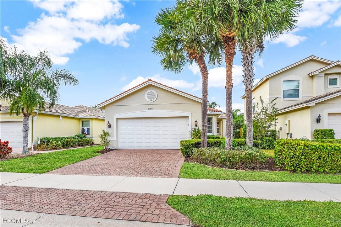 10538 Carolina Willow Dr., Fort Myers, FL 33913