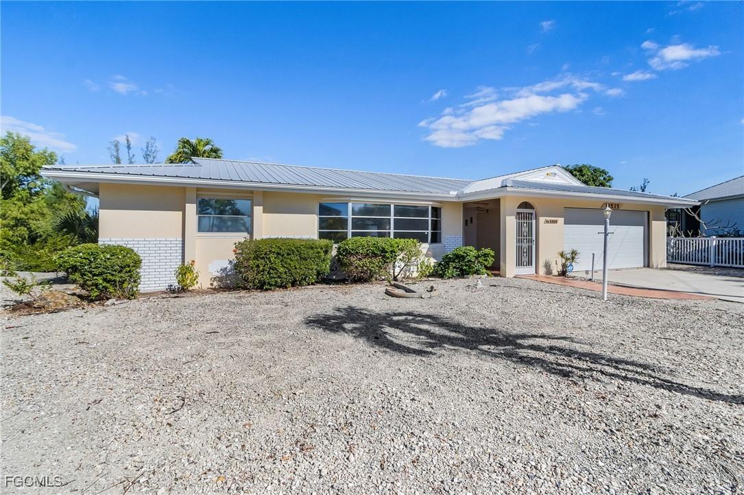 11535 Flint Ln., Bokeelia, FL 33922