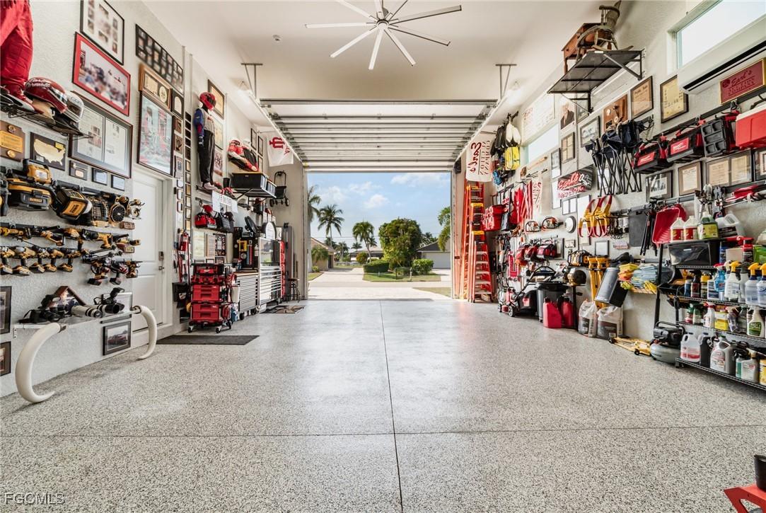 5407 SW 16th Pl., Cape Coral, FL 33914