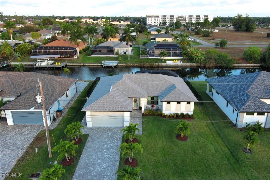 2233 SW 17th Pl., Cape Coral, FL 33991