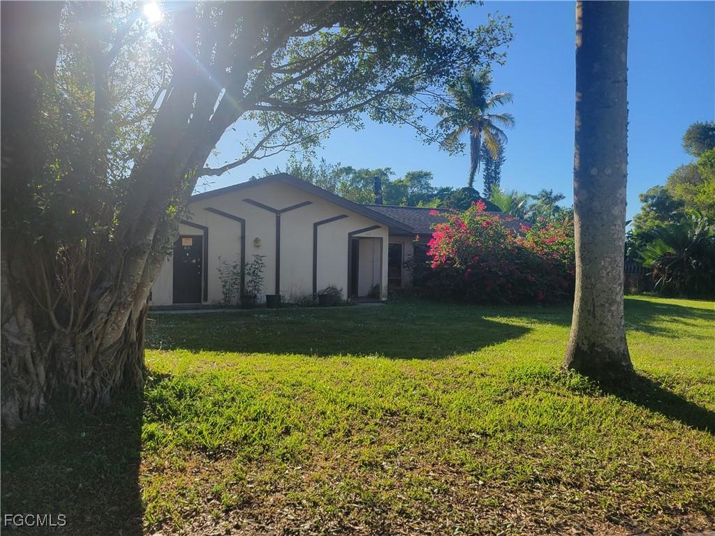 140 Fairview Ave., Fort Myers, FL 33905