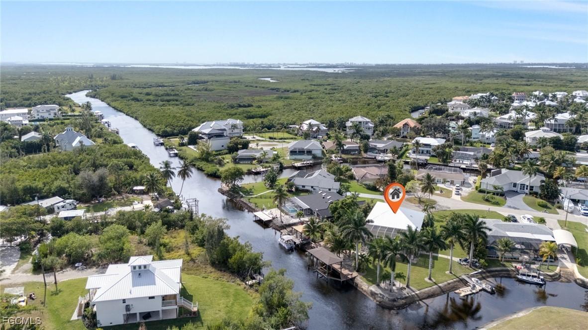 6106 Plumosa Ave., Fort Myers, FL 33908