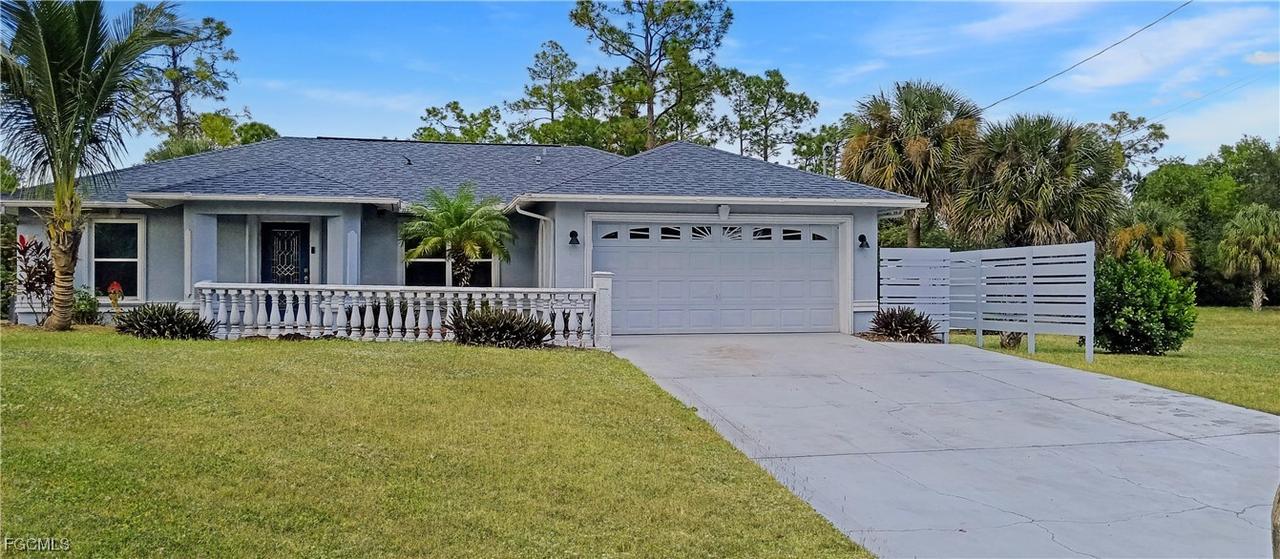 719 Theodore Vail St., Lehigh Acres, FL 33974