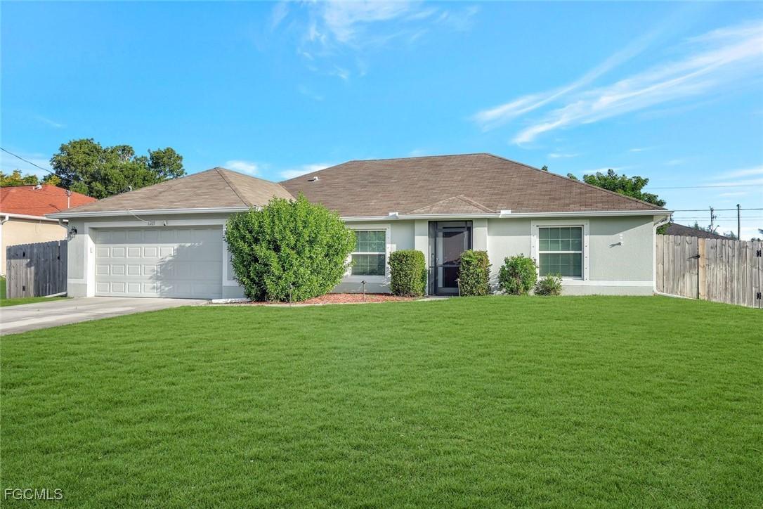 1205 SW 32nd Ter., Cape Coral, FL 33914