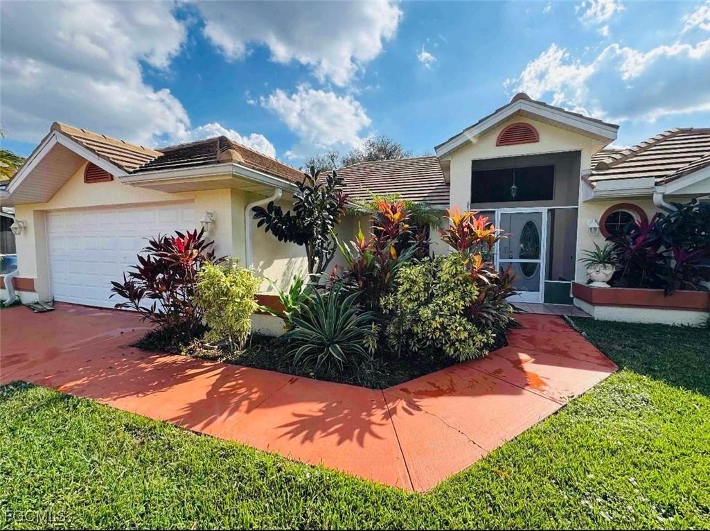 1711 Golfside Village Dr., Lehigh Acres, FL 33936
