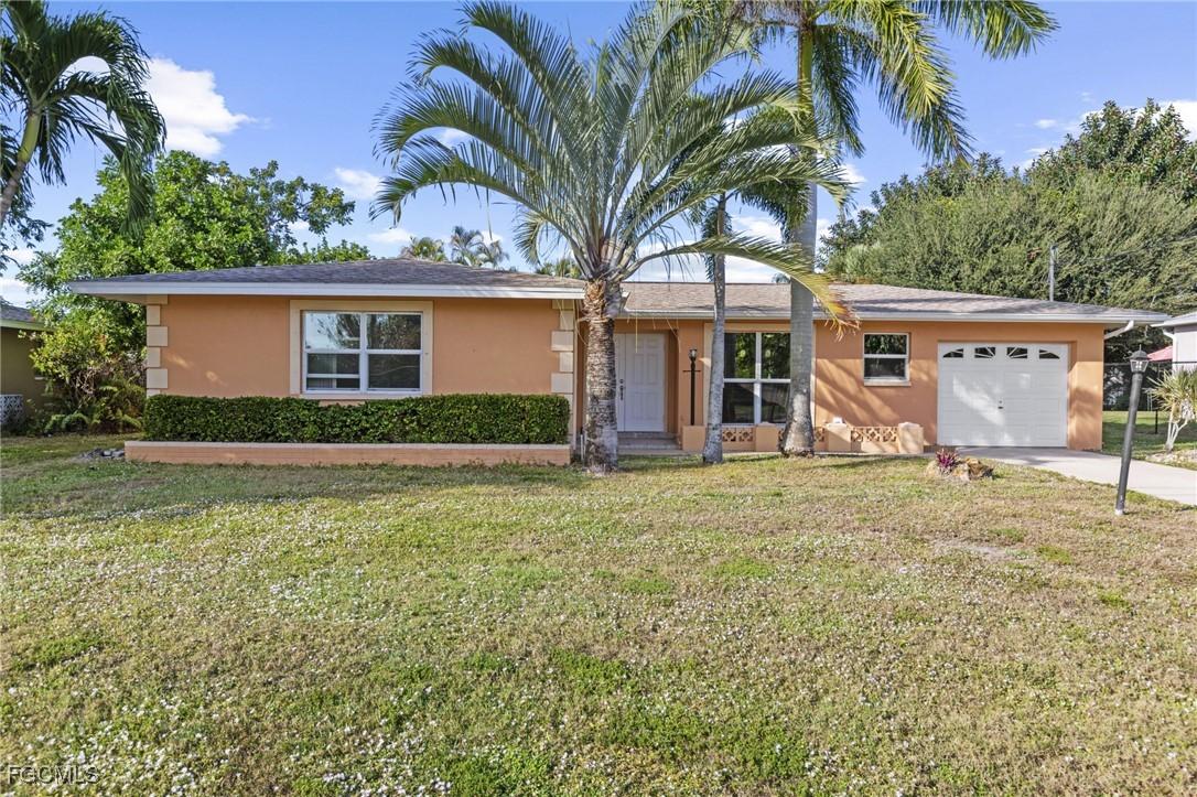 4156 Country Club Blvd., Cape Coral, FL 33904