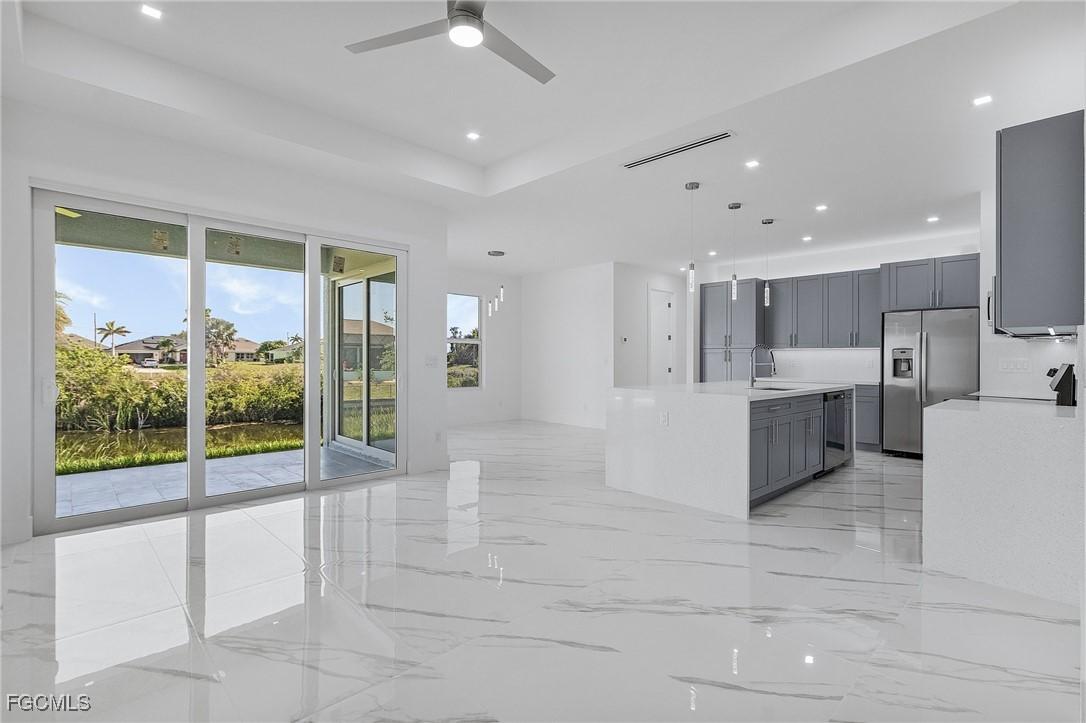 1623 NW 2nd St., Cape Coral, FL 33993