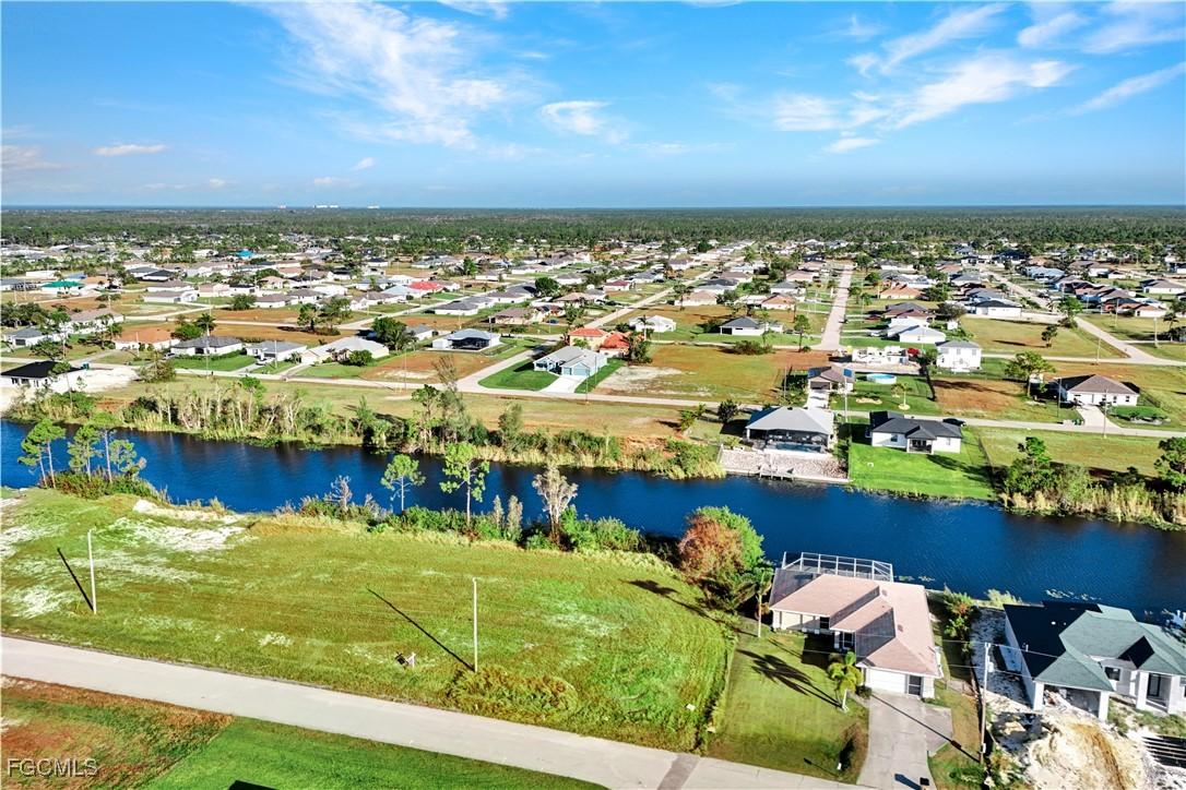 1915 NW 26th St., Cape Coral, FL 33993