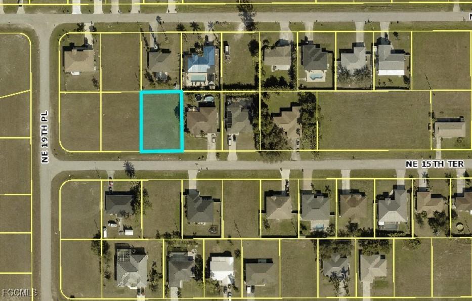 1925 NE 15th Ter., Cape Coral, FL 33909