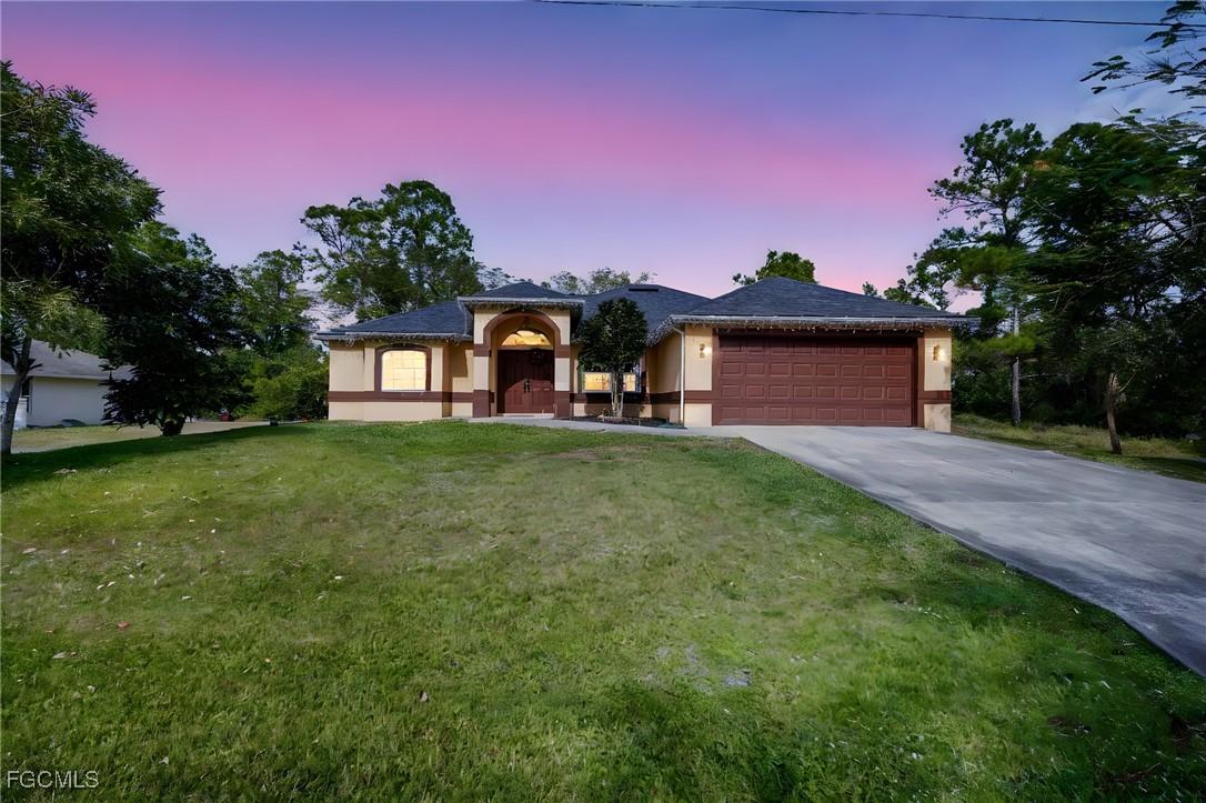 1019 Carroll St., Lehigh Acres, FL 33974