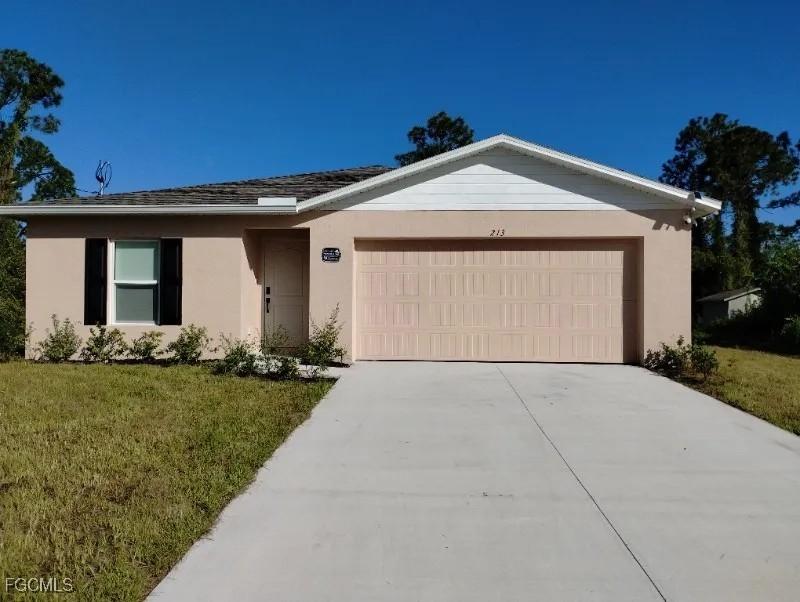213 Hagan Ave., Lehigh Acres, FL 33974