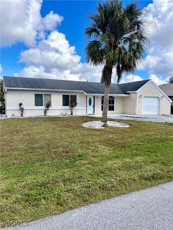 2466 Lakeshore Cir., Port Charlotte, FL 33952