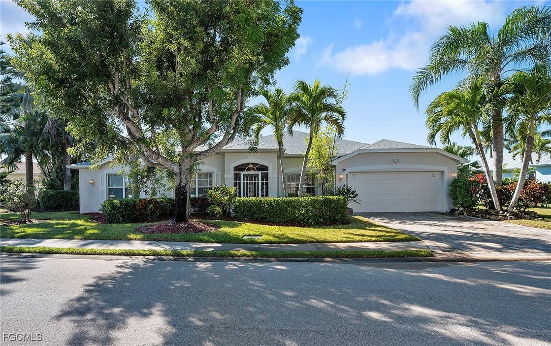 23418 Olde Meadowbrook Cir., Estero, FL 34134