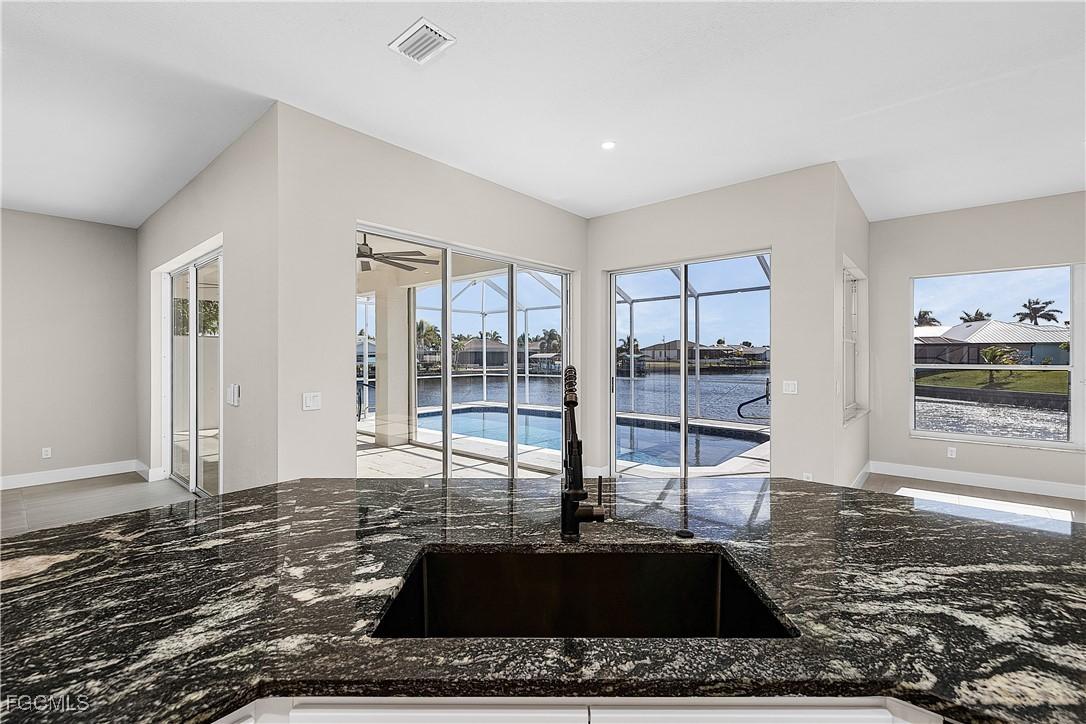 3302 NW 2nd Ter., Cape Coral, FL 33993