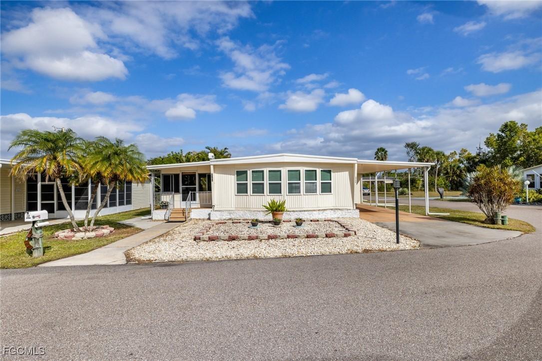 5744 Captain John Smith Loop, North Fort Myers, FL 33917