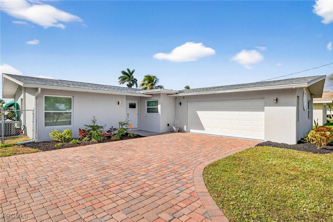 5228 Tower Dr., Cape Coral, FL 33904