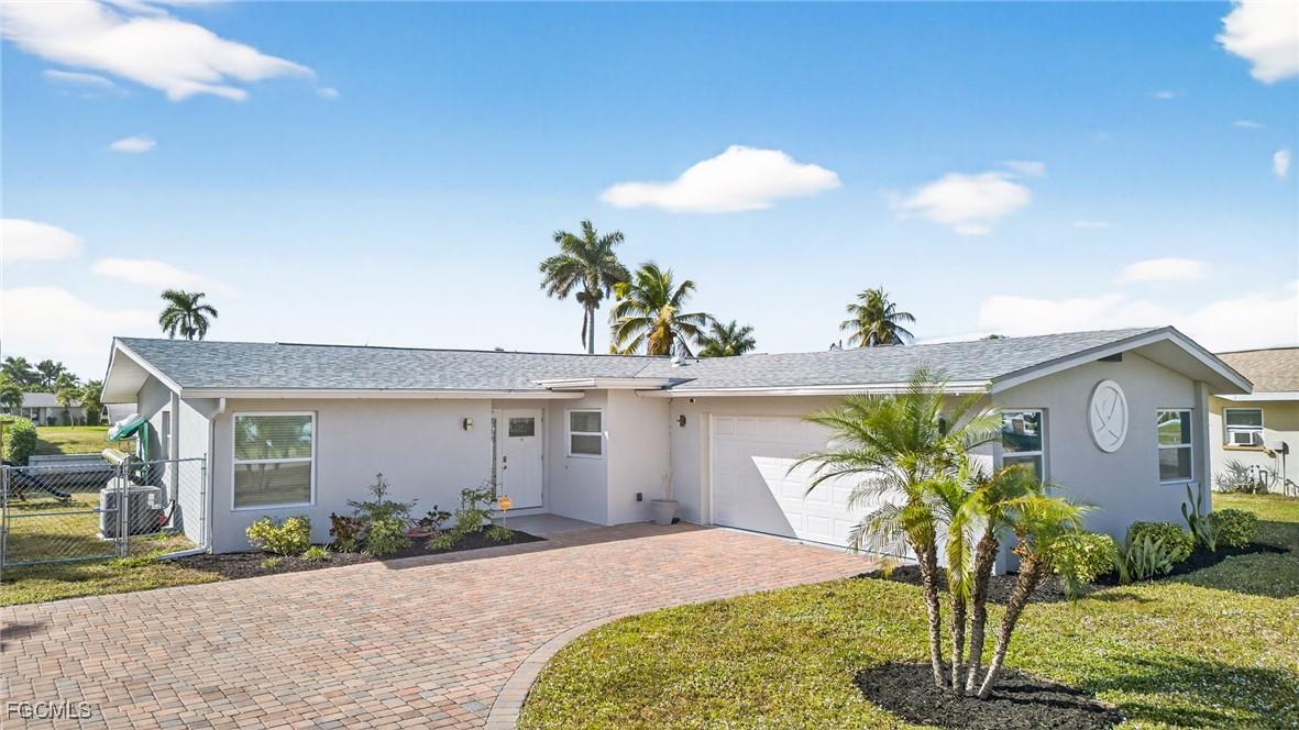 5228 Tower Dr., Cape Coral, FL 33904