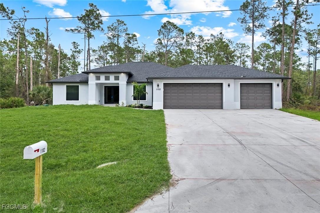 1102 Edison Ave., Lehigh Acres, FL 33972