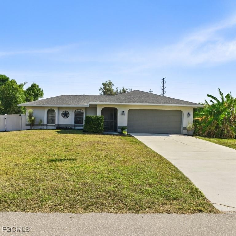 613 SW Santa Barbara Pl., Cape Coral, FL 33991