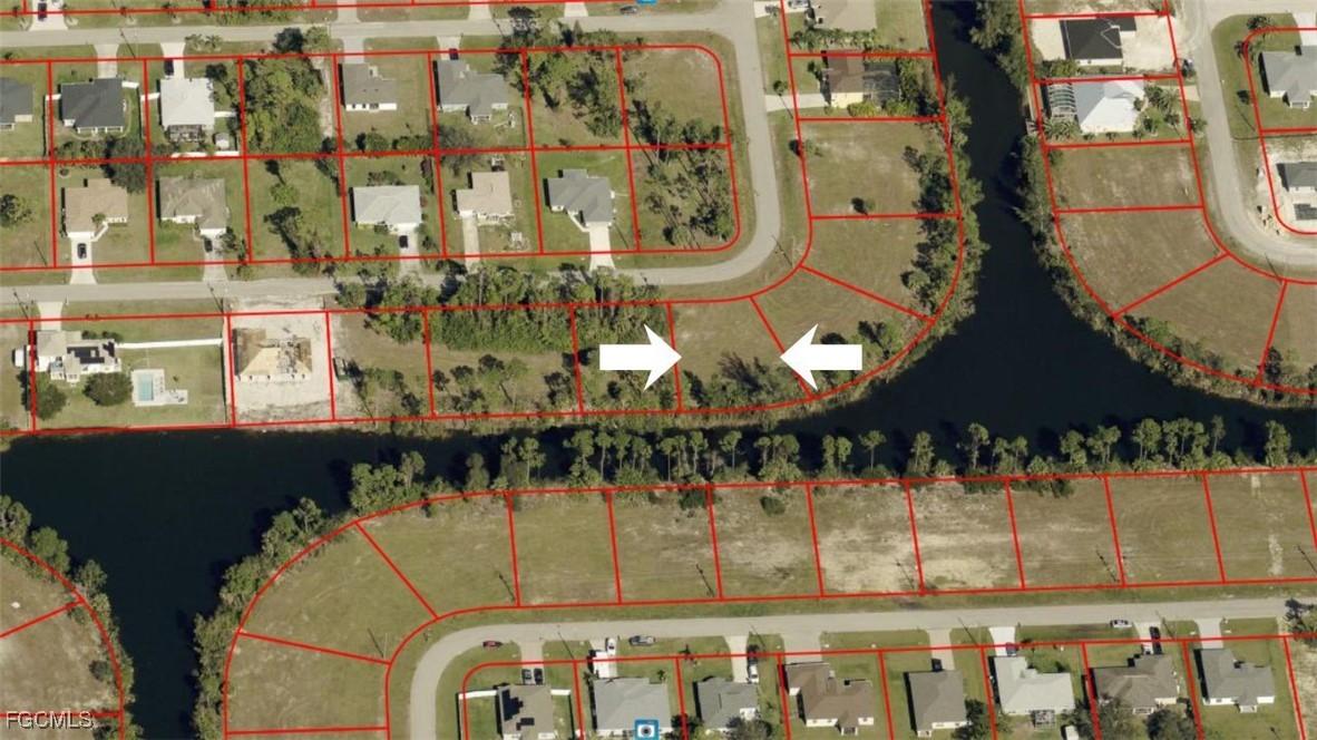 2038 NE 33rd Ln., Cape Coral, FL 33909
