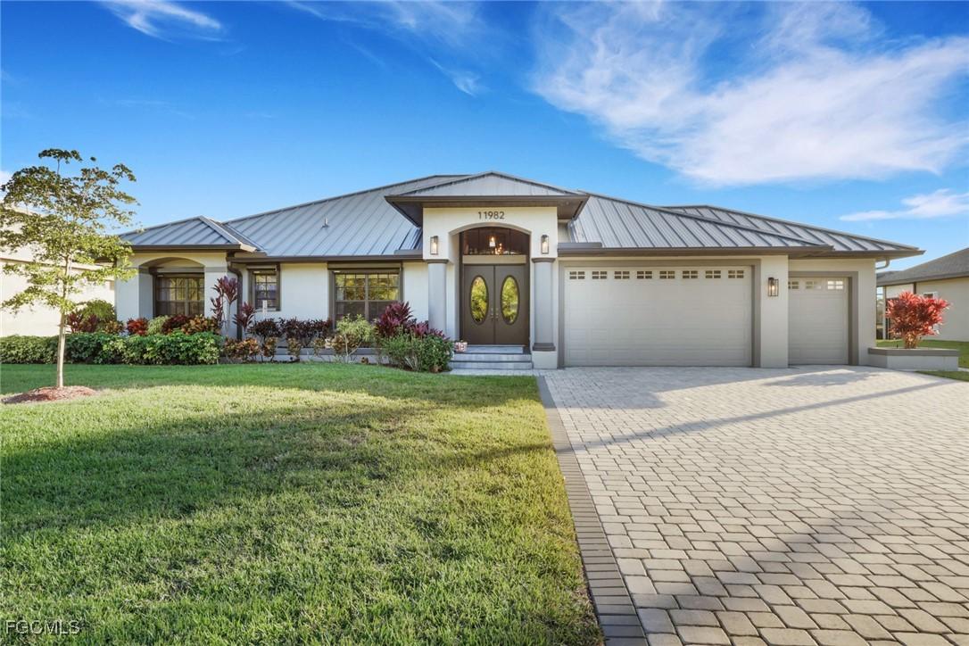 11982 Royal Tee Cir., Cape Coral, FL 33991