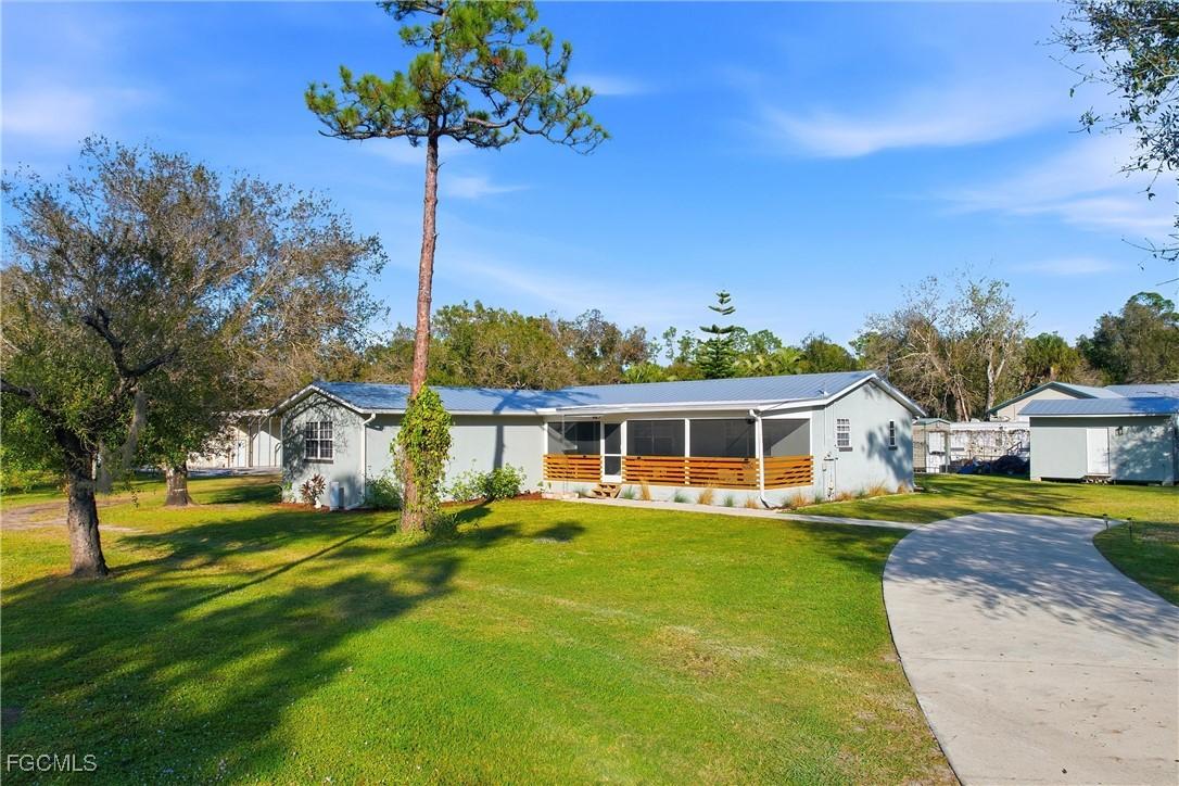 19550 Nalle Rd., North Fort Myers, FL 33917