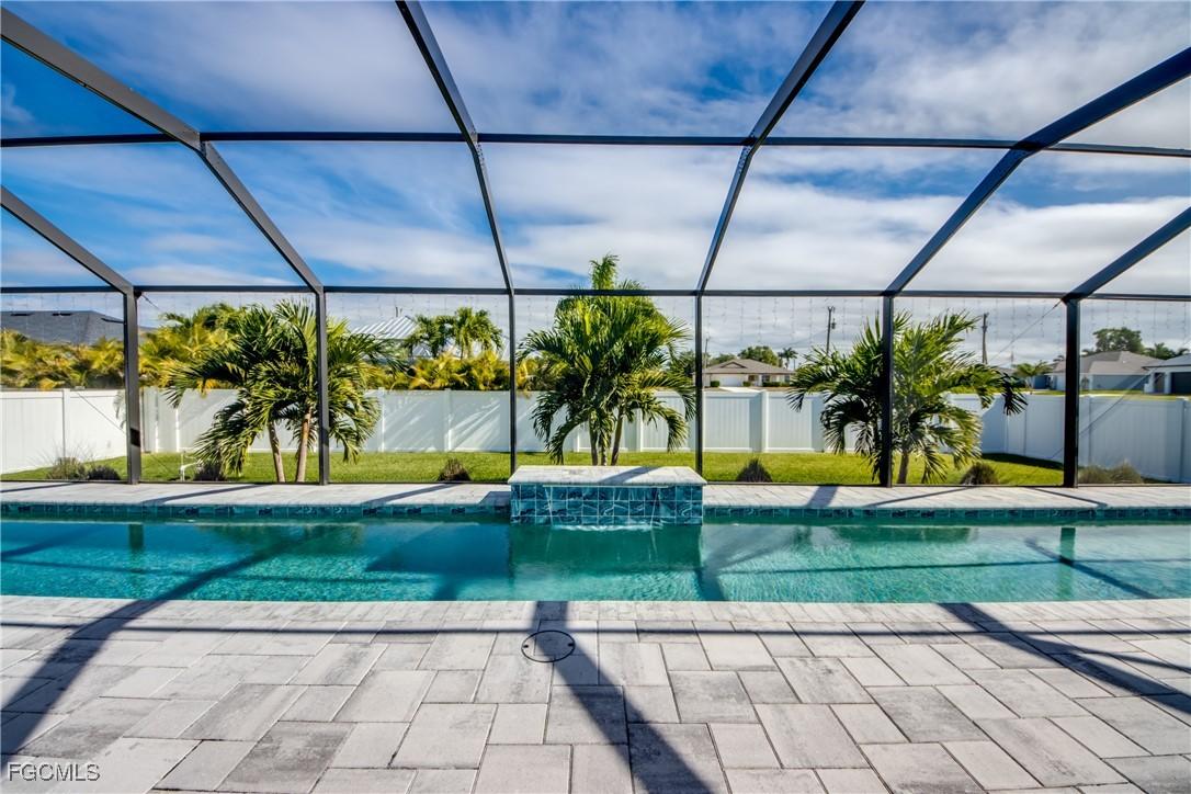 29 SW 21st Pl., Cape Coral, FL 33991