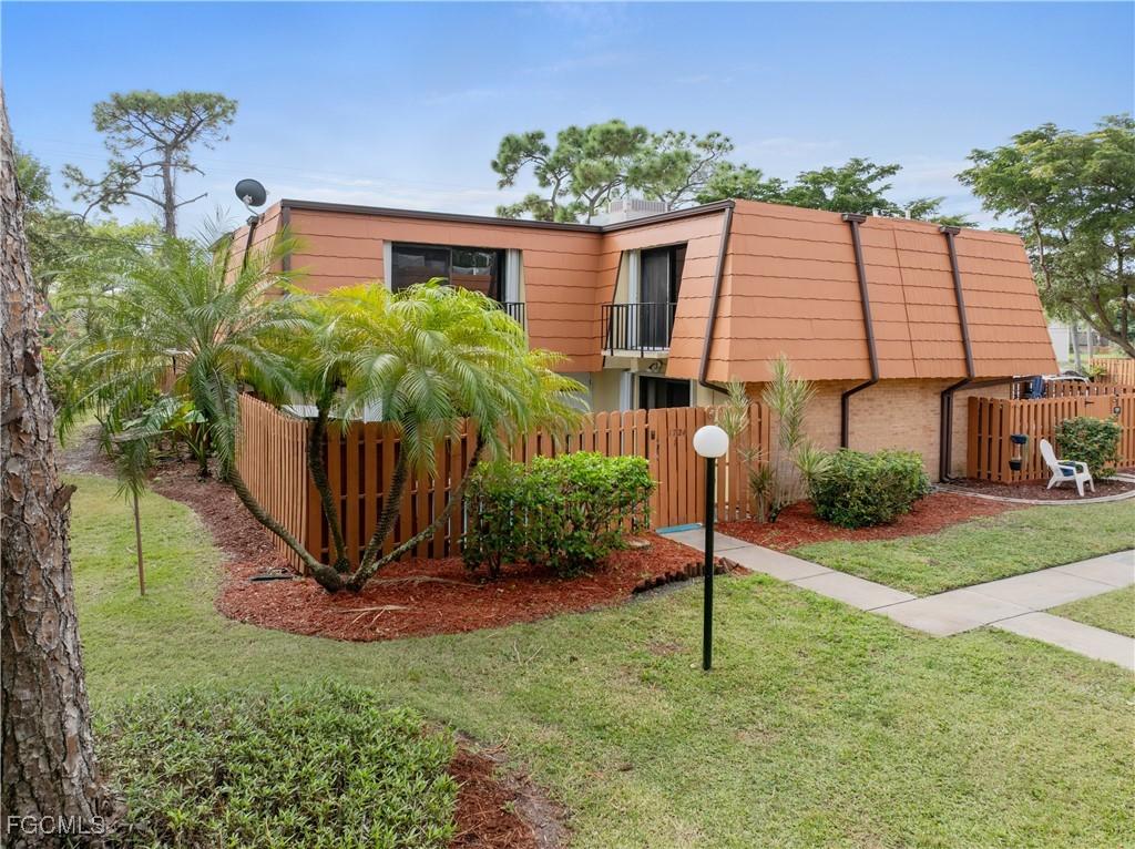 1724 Park Meadows Dr. #1, Fort Myers, FL 33907