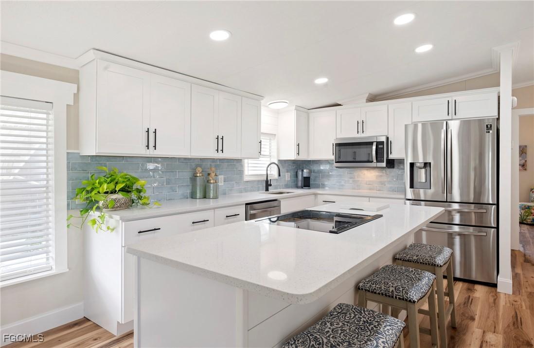 112 Poinsettia Dr., Fort Myers, FL 33905