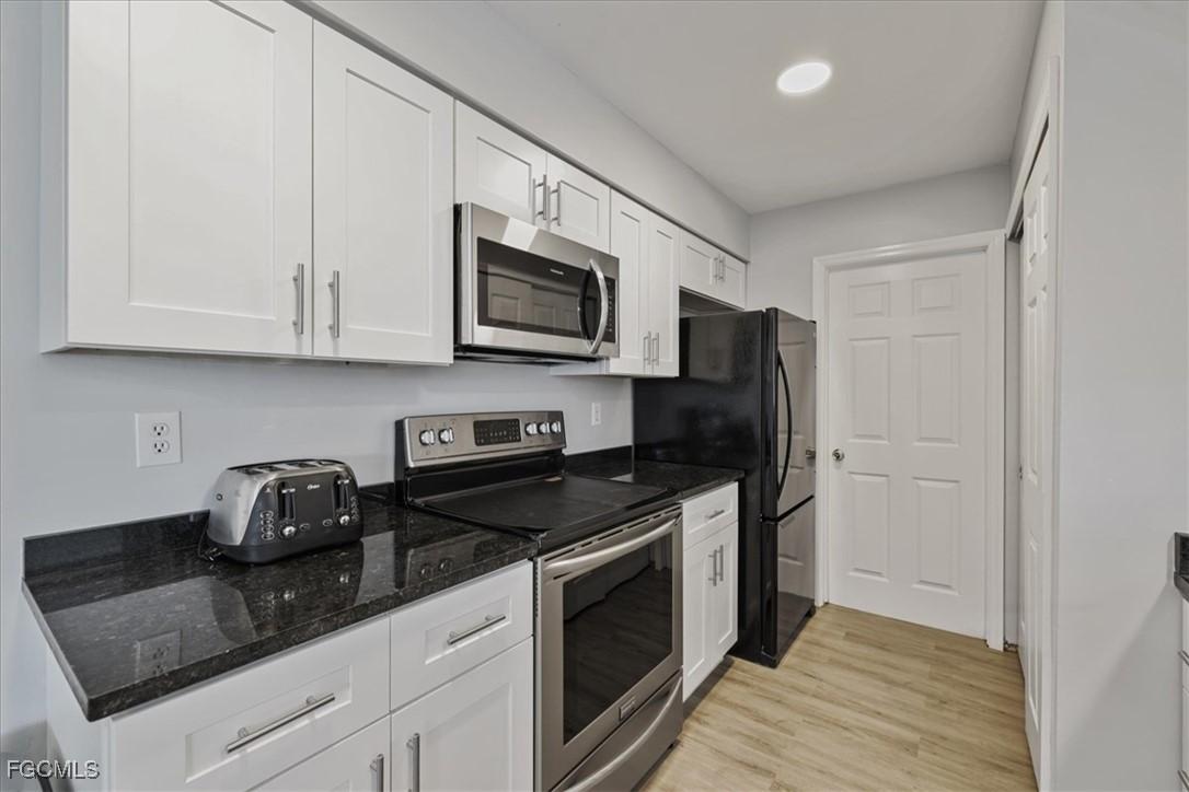 1815 SE 8th Ter., Cape Coral, FL 33990