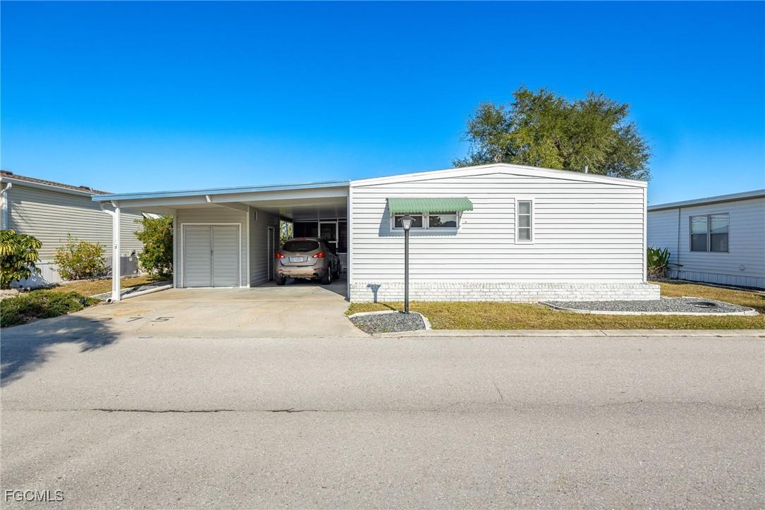 275 Boros Dr., North Fort Myers, FL 33903