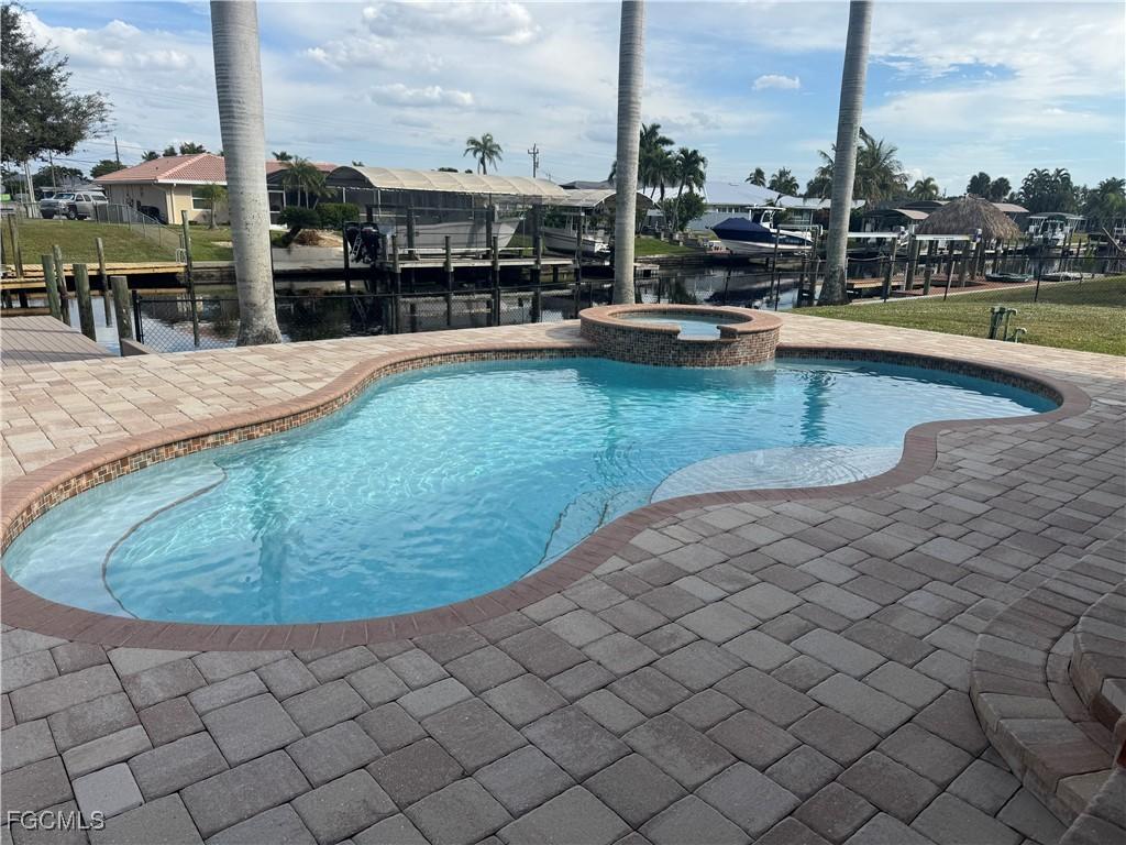 5241 SW 2nd Pl., Cape Coral, FL 33914