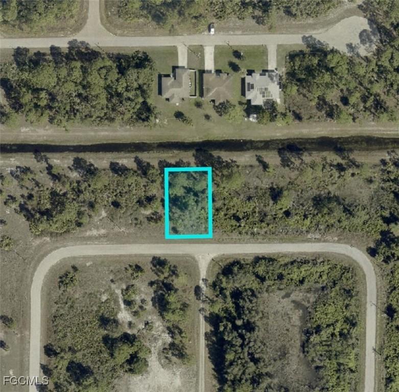 1053 Dearborn St., Lehigh Acres, FL 33974
