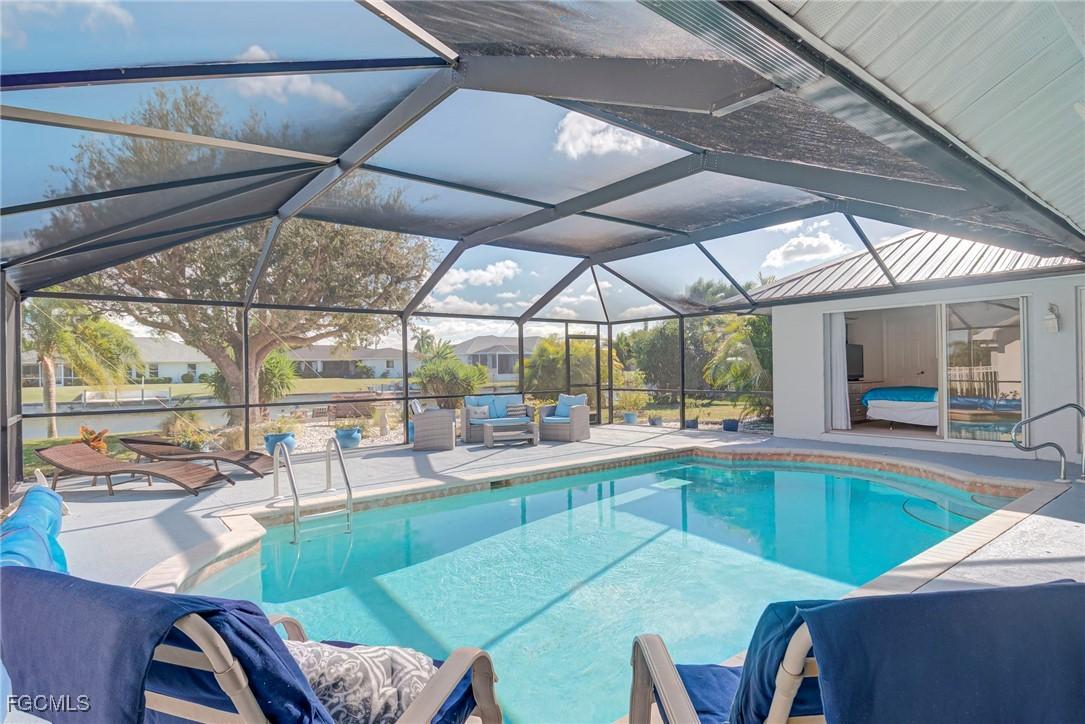 2121 SE 5th Ct., Cape Coral, FL 33990