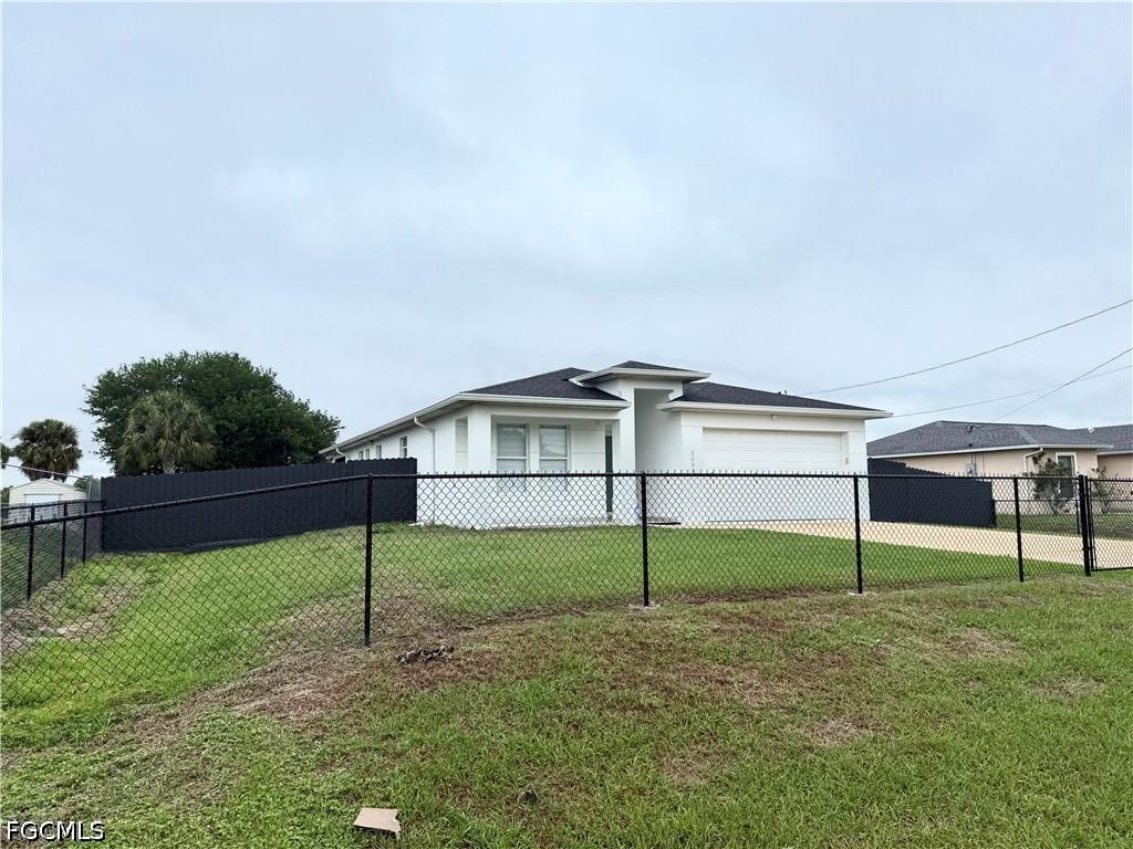 3006 40th St., Lehigh Acres, FL 33976