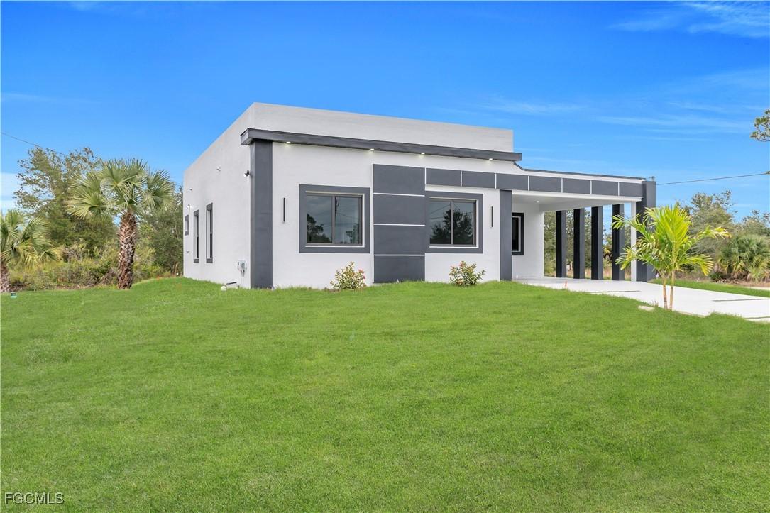 907 E 9th St., Lehigh Acres, FL 33972