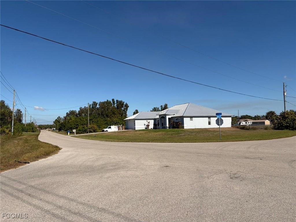 1111 Carl Ave., Lehigh Acres, FL 33971