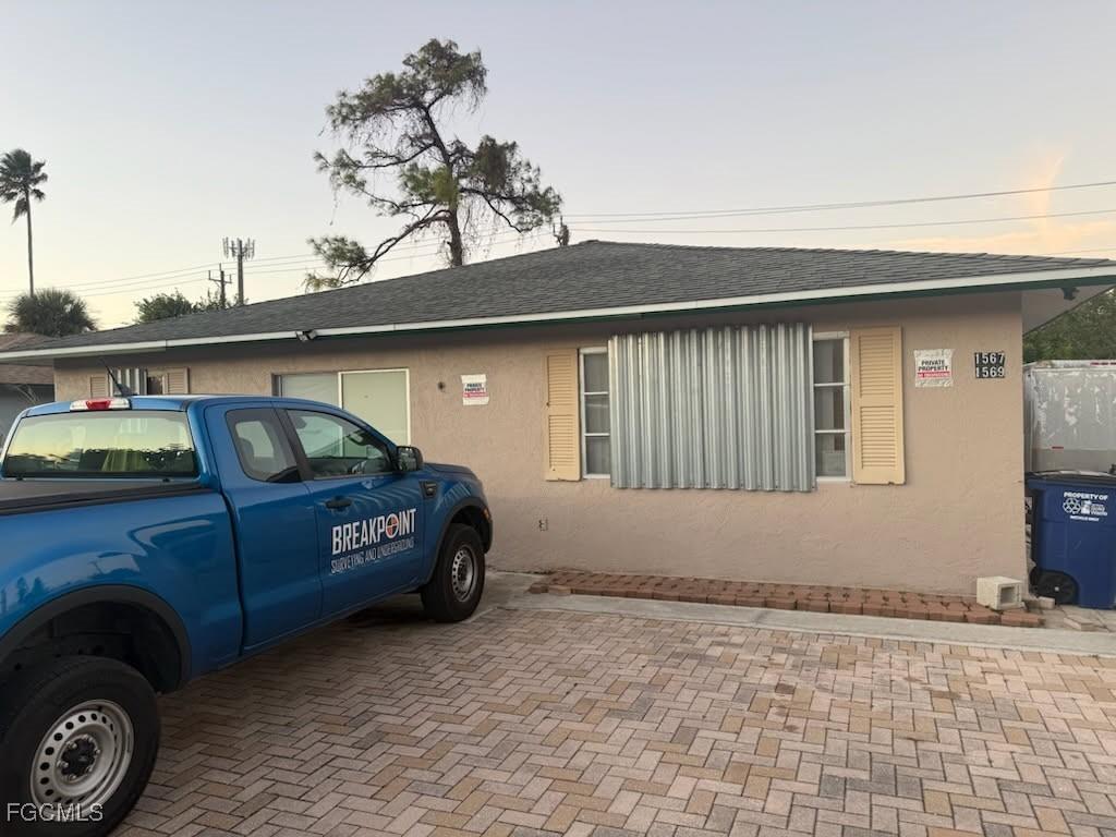 1569 Maple Dr., Fort Myers, FL 33907