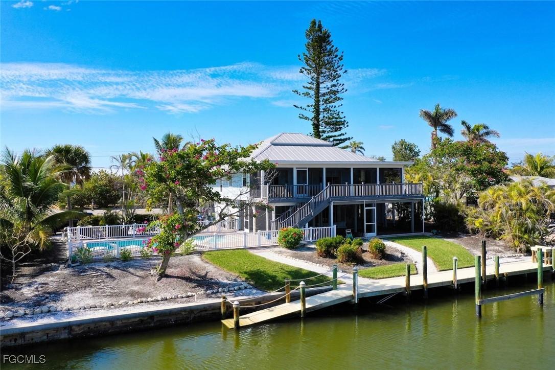 926 Lindgren Blvd., Sanibel, FL 33957