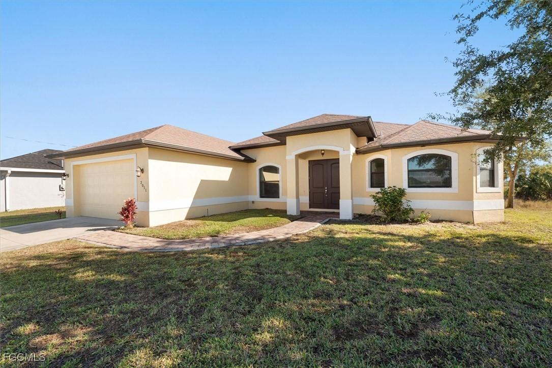 2011 NW 9th Pl., Cape Coral, FL 33993