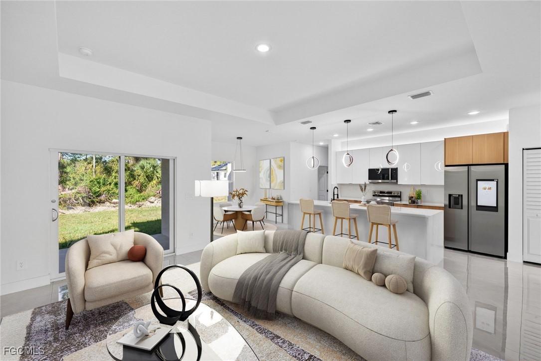 220 Lomax Ave., Lehigh Acres, FL 33974