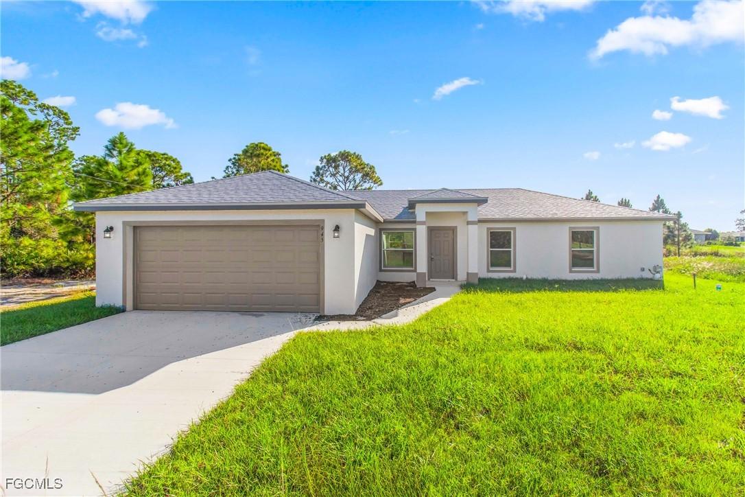 1120 Chiefland St., Lehigh Acres, FL 33974