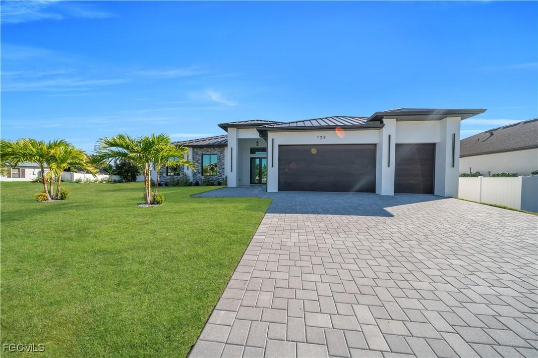 129 SW 33rd Pl., Cape Coral, FL 33991