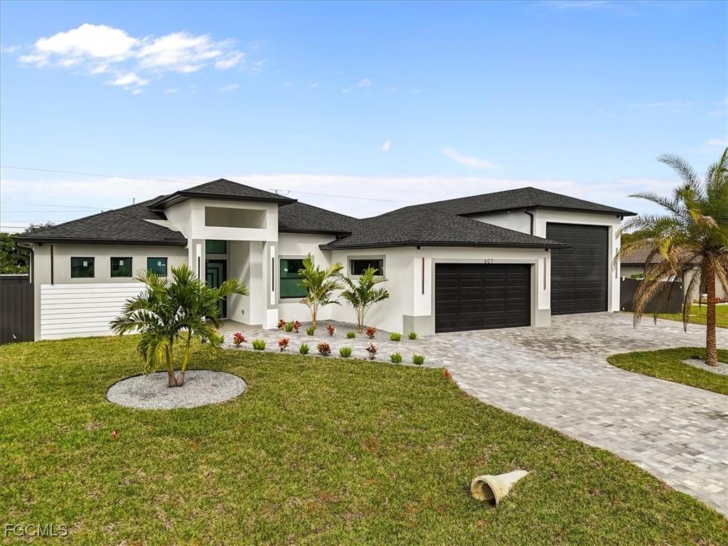 607 NW 7th St., Cape Coral, FL 33993