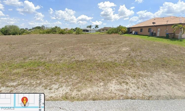 614 NE 20th St., Cape Coral, FL 33909